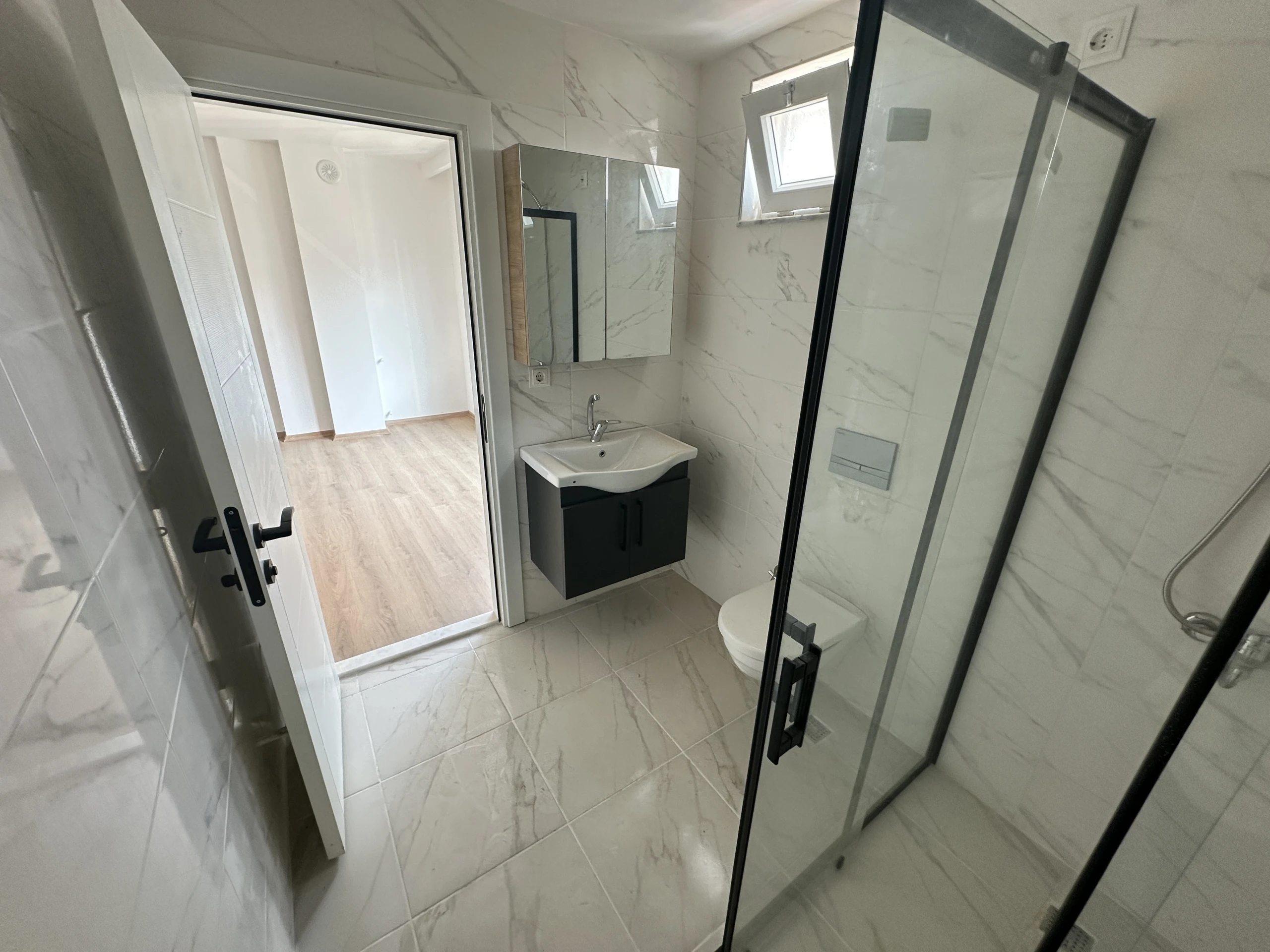 Satılık daire 43 m², 2nd floor/2 kat. Varsak , Antalya. 