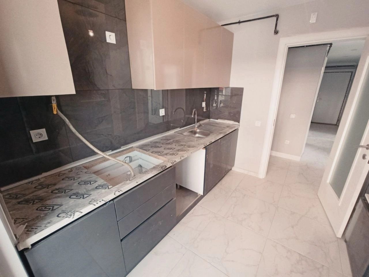 Satılık daire 73 m², 1st floor/10 kat. 34070, Севда , İstanbul. 